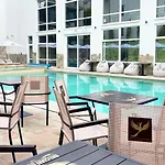 Ліонсгейт Клаб Hotel Bukovel