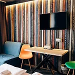 Loft Hotel 3* Boekovel